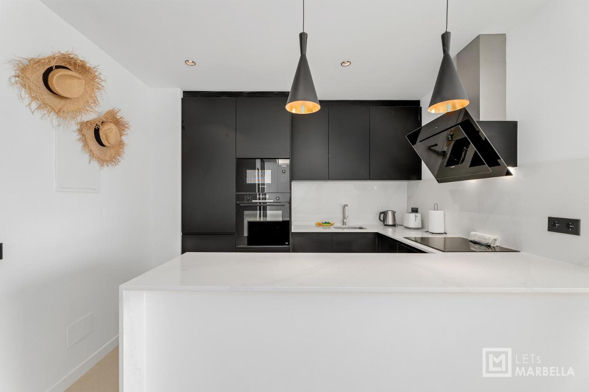 Apartment Modern 2b In The Heart Of Puerto Banus *