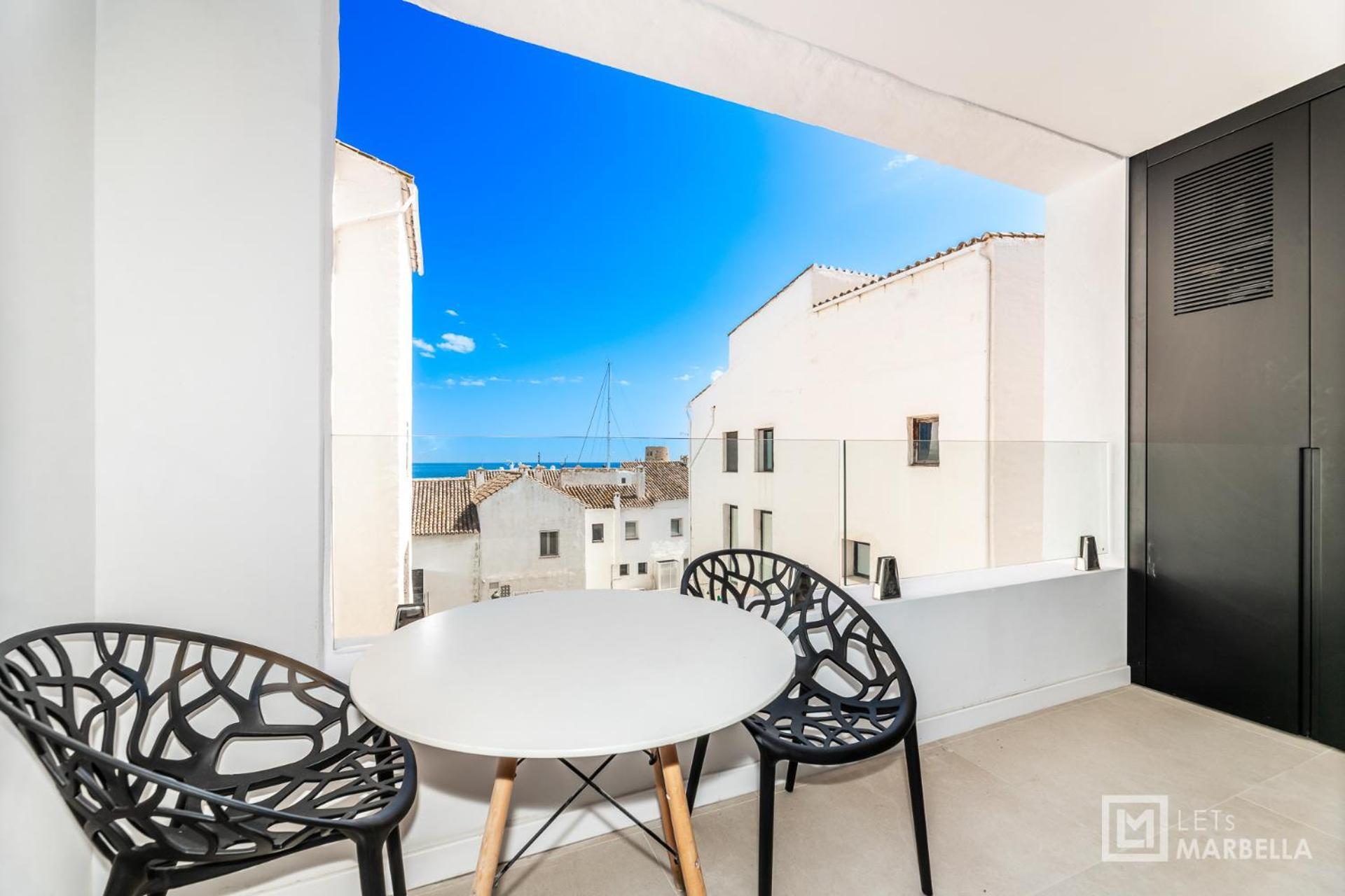 Modern 2b In The Heart Of Puerto Banus *