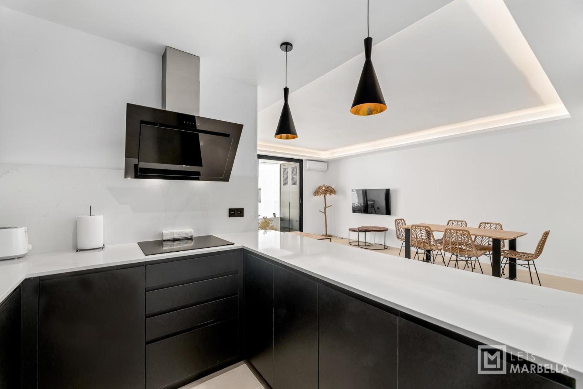 Modern 2b In The Heart Of Puerto Banus *